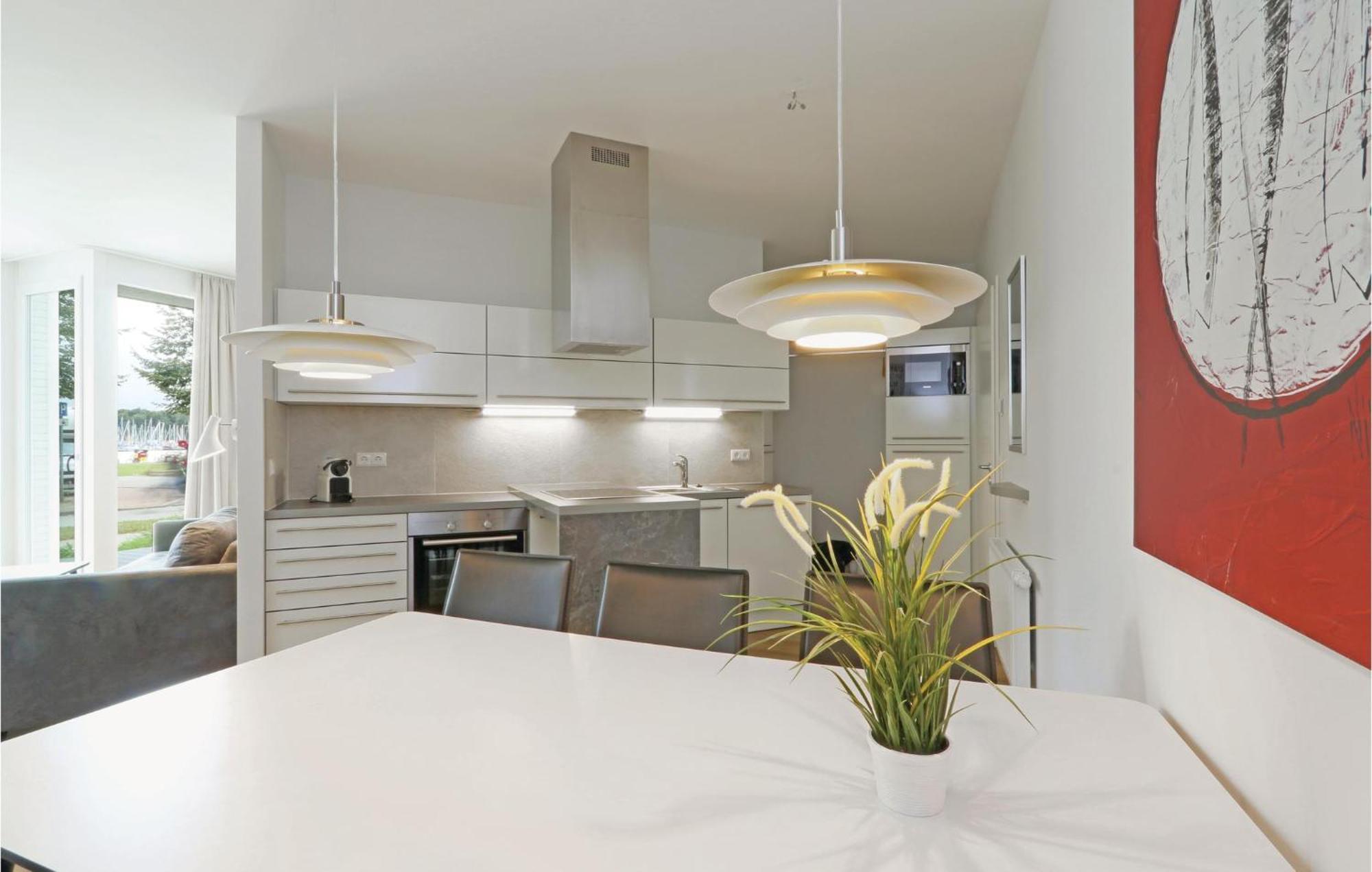 Lovely Apartment In Luebeck Travemuende With Sauna ภายนอก รูปภาพ
