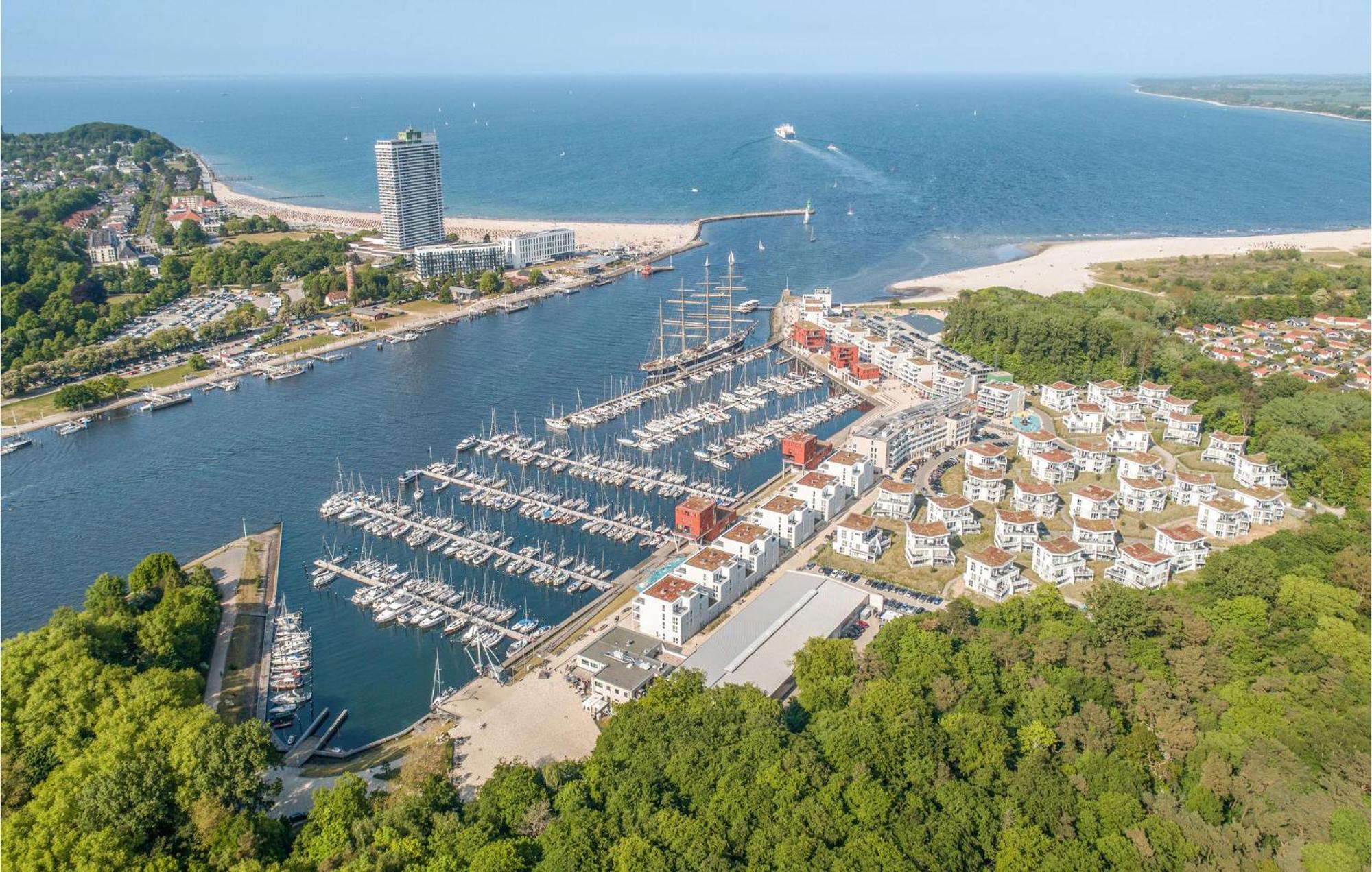 Lovely Apartment In Luebeck Travemuende With Sauna ภายนอก รูปภาพ
